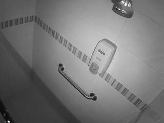 voyeurcam jb jail shower